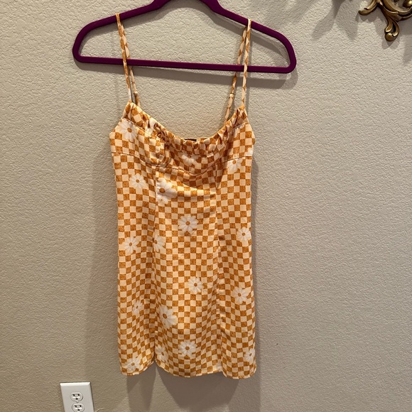 Urban outfitters checkered daisy mini summer dress XS - Picture 2 of 8